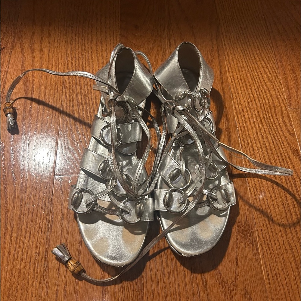 Gucci Silver Gladiator Sandals with Metallic Finish (see description)